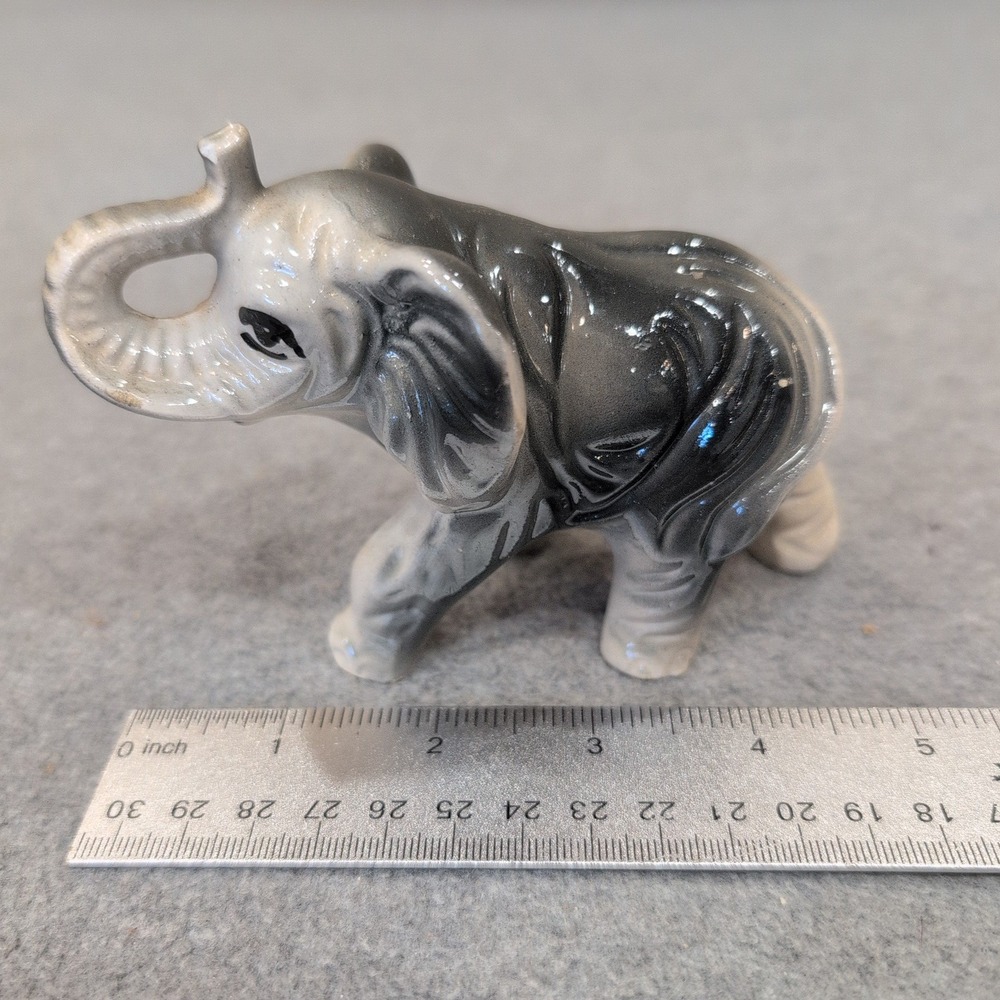 Vintage Gray Ceramic Elephant‎ Figurine Trunk Up Good Luck Decorative Miniature - Picture 3 of 4